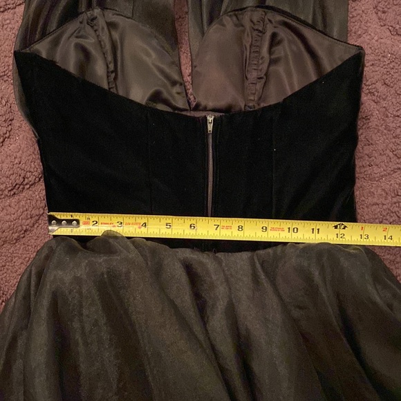 Pin Up Vintage Dress - Picture 14 of 16